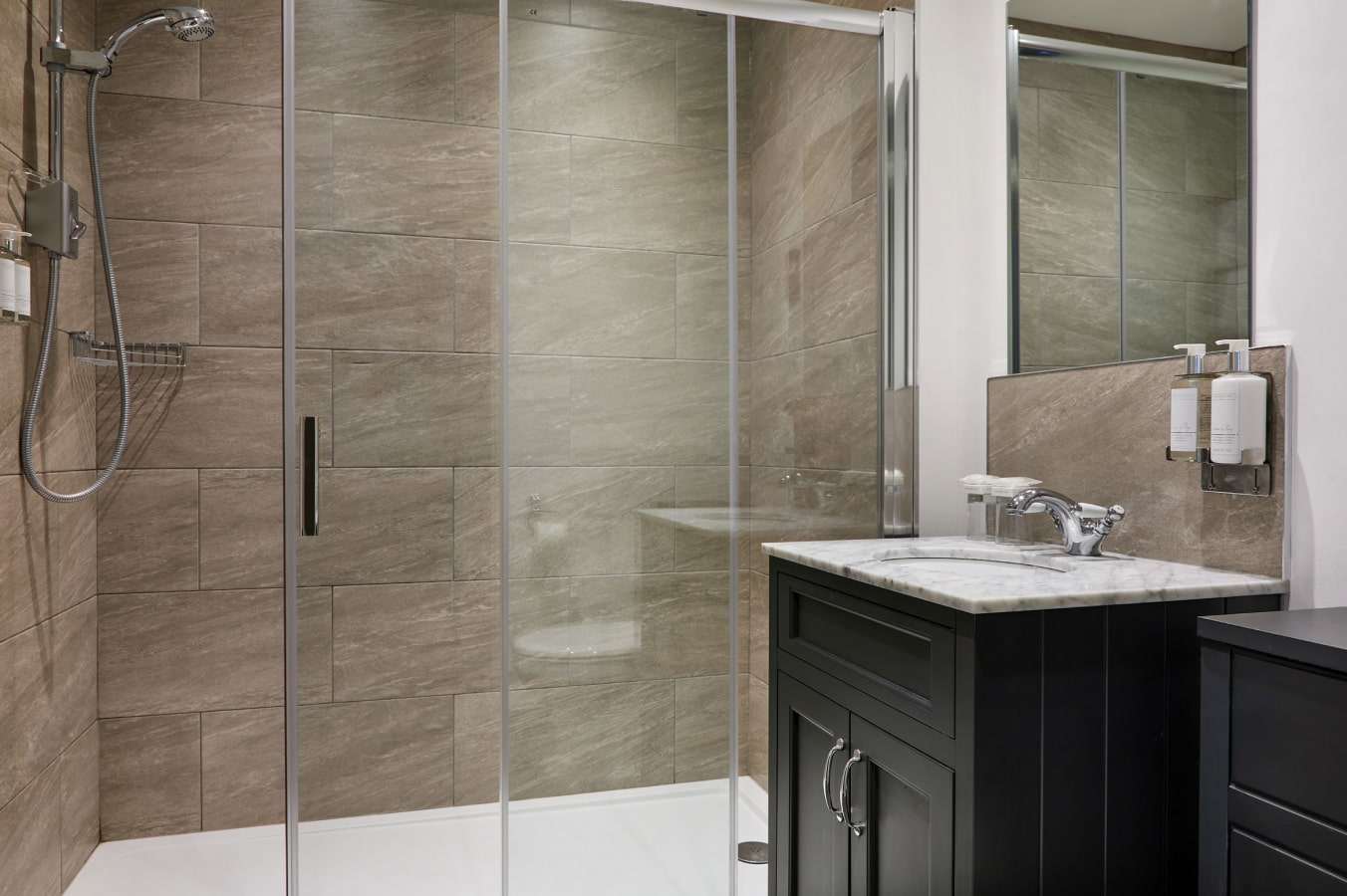 Premium Courtyard (5) Min